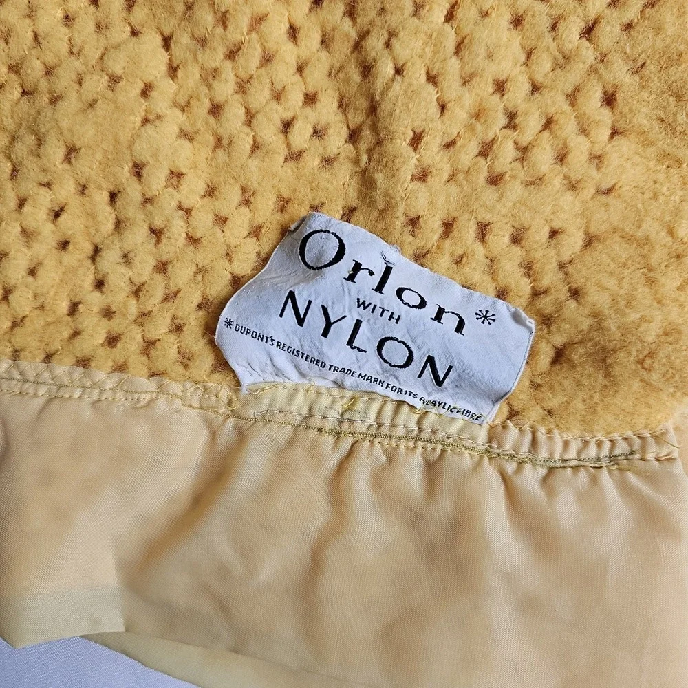 Vtg Blanket Satin Trim Orlon Nylon Waffle‎ Queen/King Bright Yellow Orange